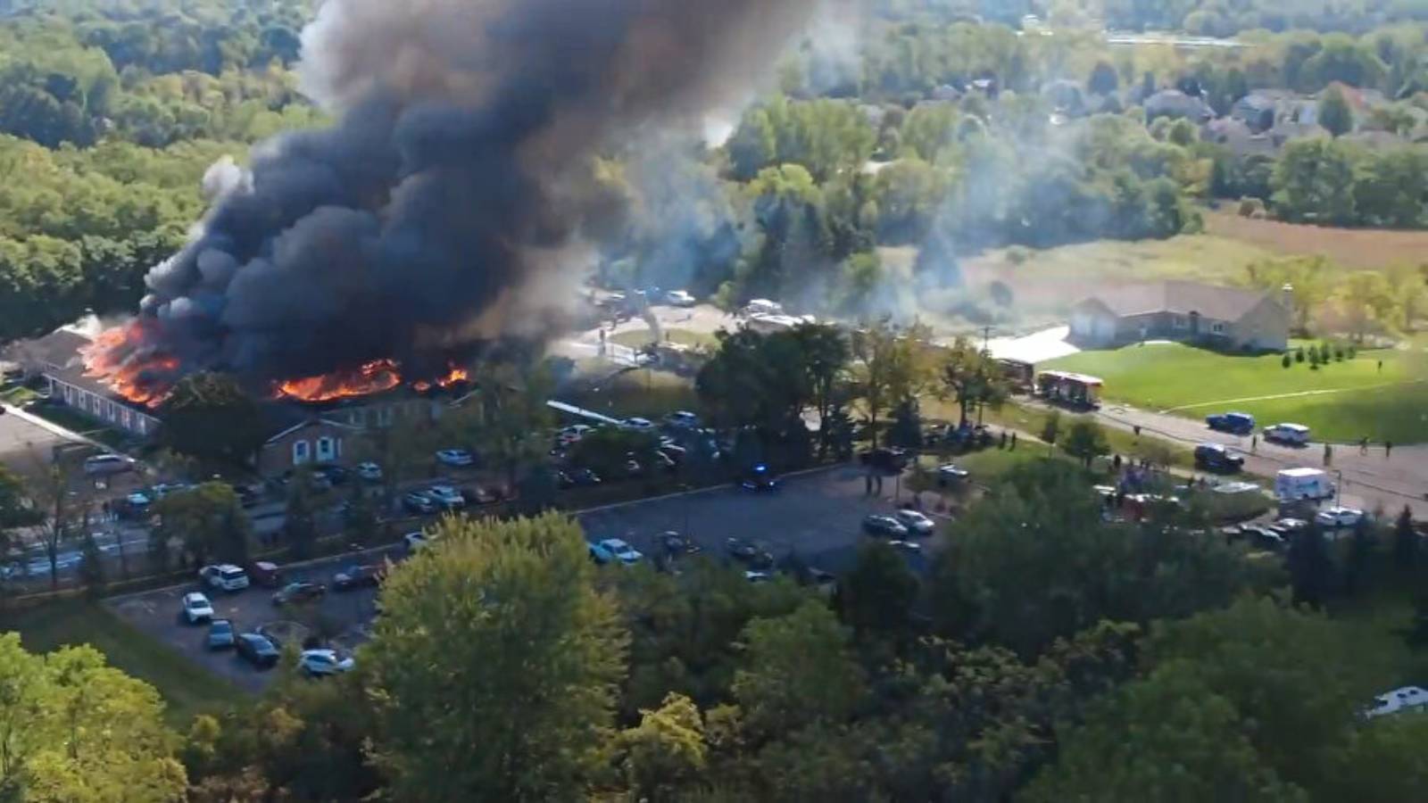 abdde mormon kilisesine silahli saldiri kilise alev aldi cok sayida yarali var UQBzIpH6