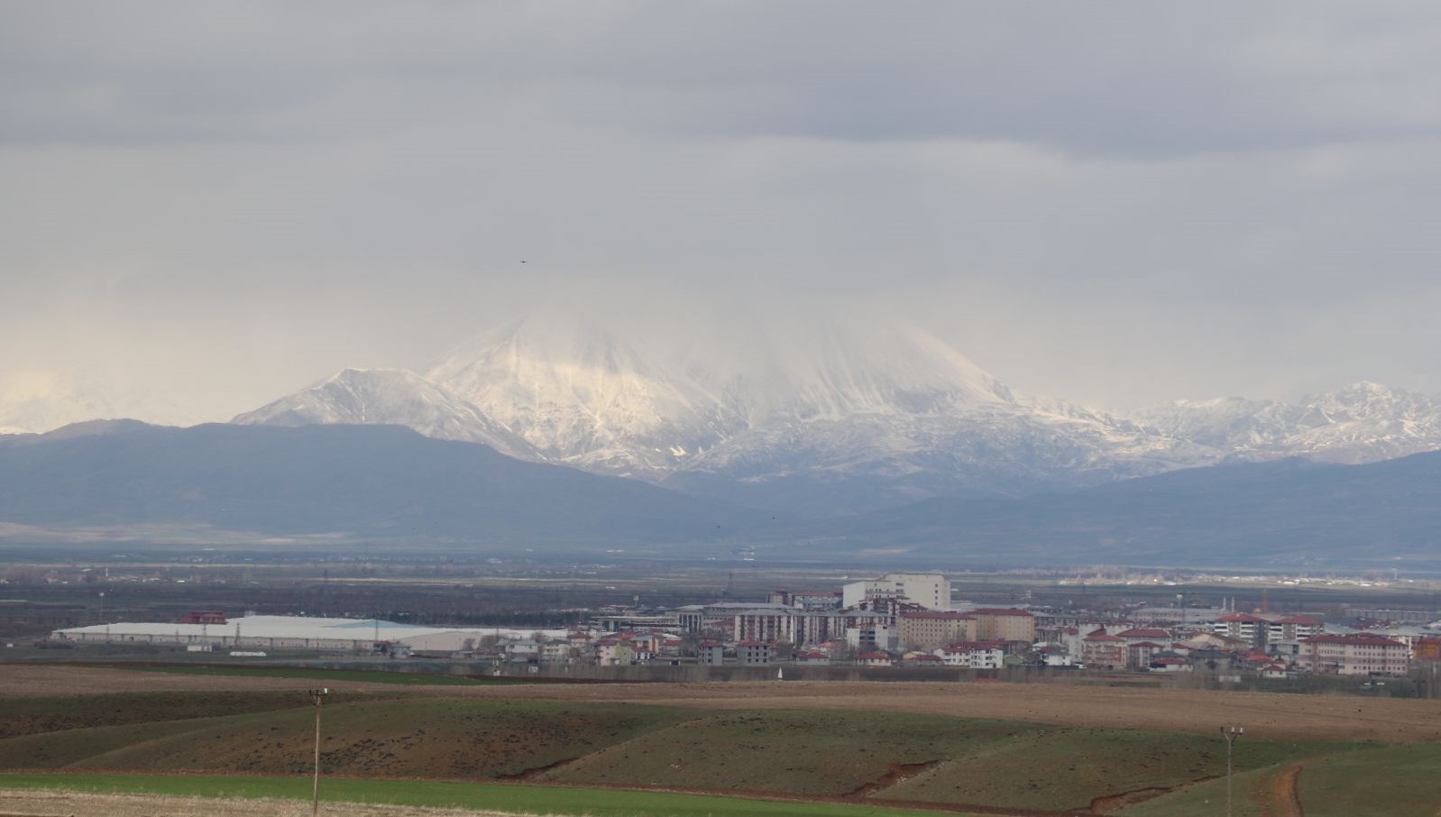 ermenistandan agri dagi karari sinir damgalarindan kaldiriliyor IHiyhw8I