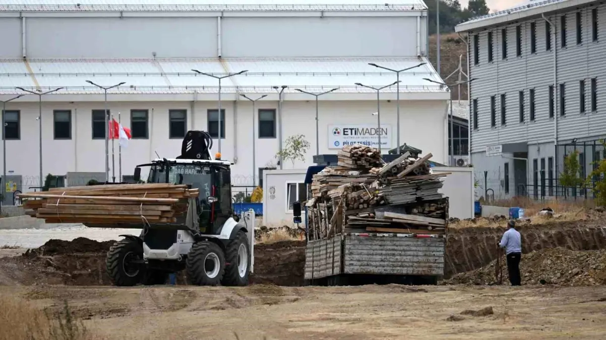ak parti il baskani albayrak chp bu ulkenin kalkinma tarihine engel olan zihniyet olarak anilacaktir EYQBgQt7.jpg