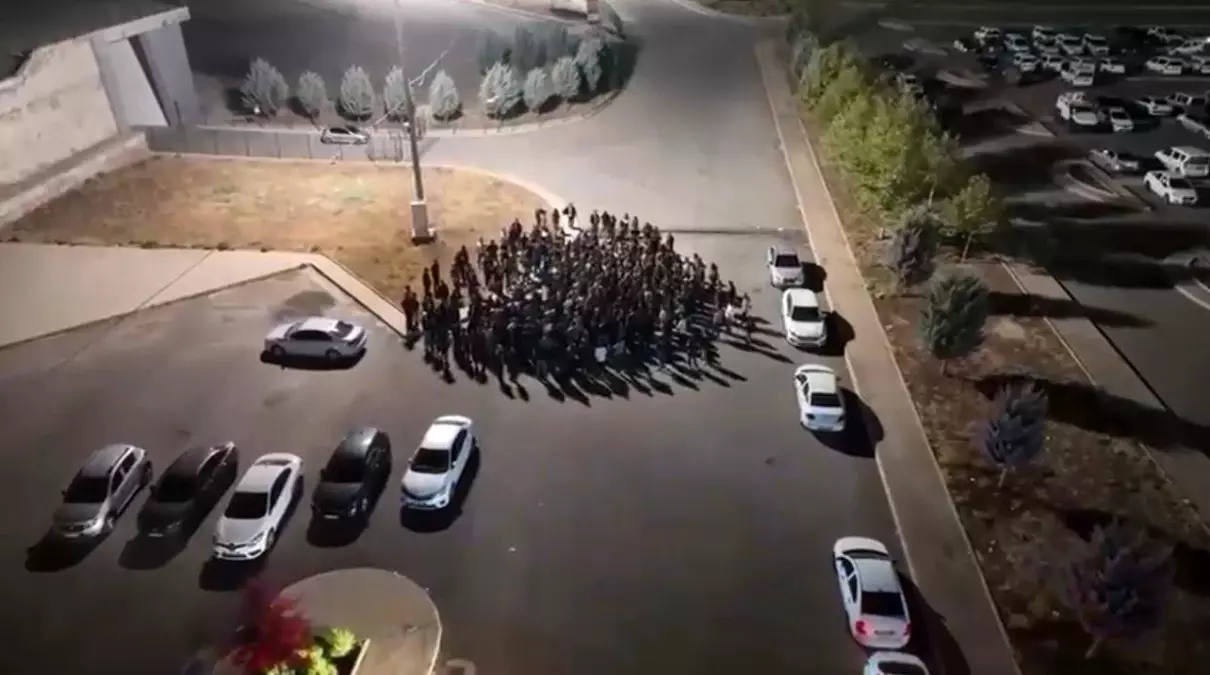 diyarbakir merkezli kacakcilik operasyonu 78 gozalti ng2XbEQx.jpg