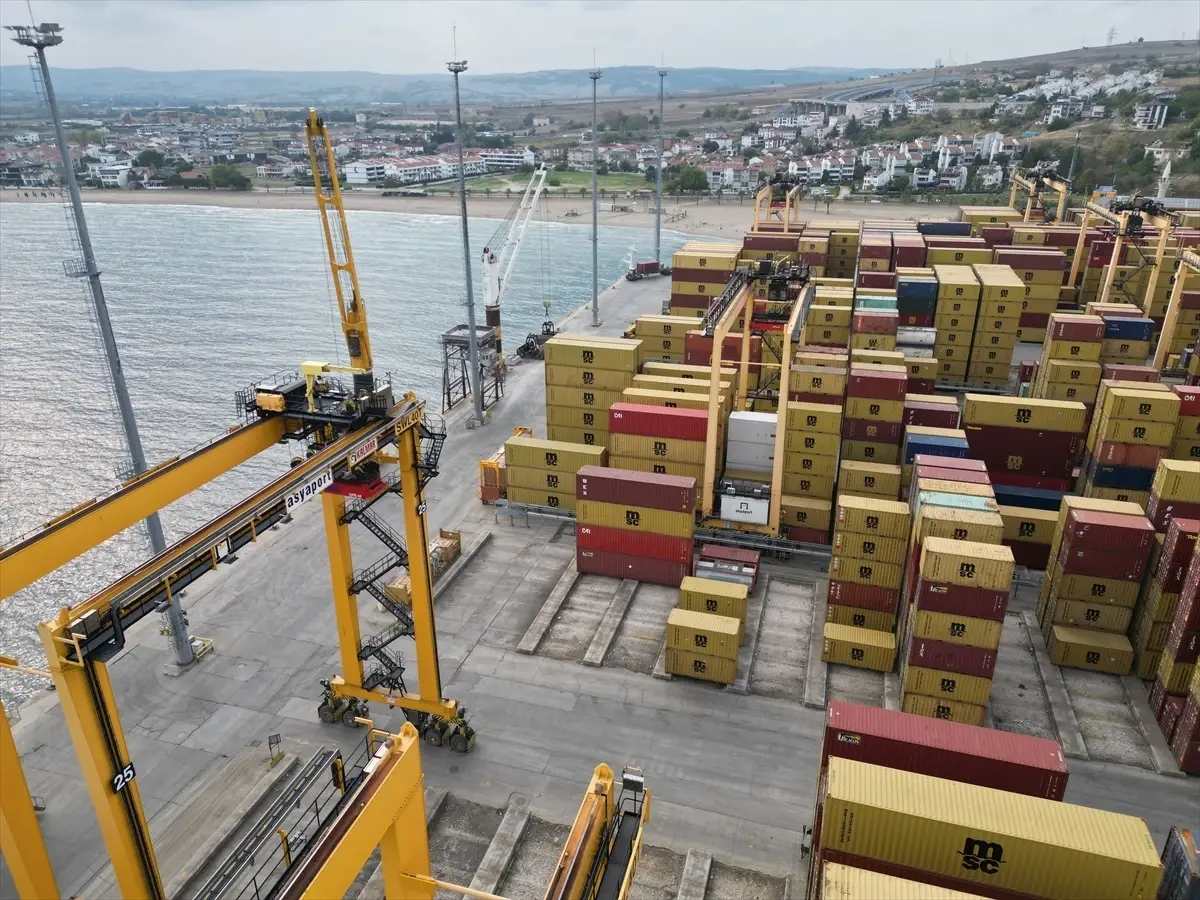 zorlu meslekte basari sifa cuhadar KdHlvt1E.jpg