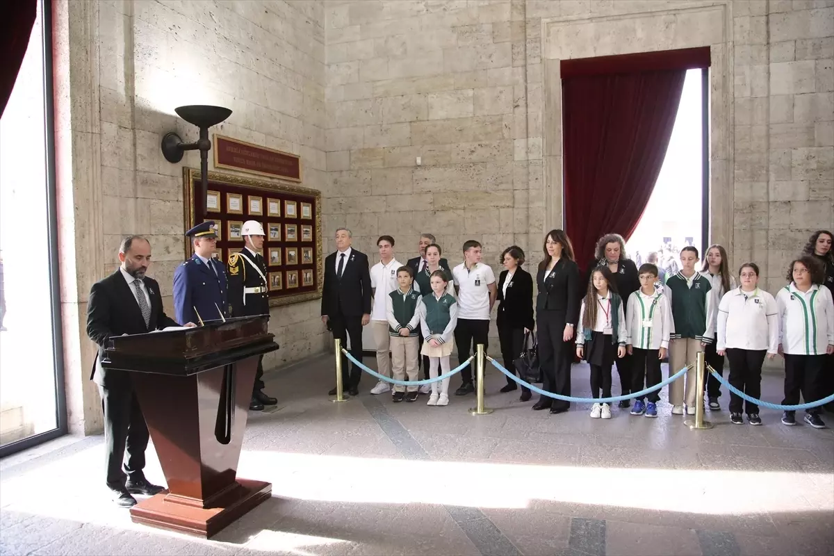 doga koleji ataturku anma ziyareti 14sIOV4V.jpg