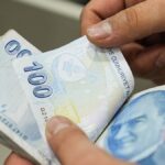 nisan-ayi-yasli-ve-engelli-ayliklari-hesaplara-yatirilmaya-baslandi-3LIUCIpu