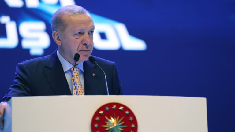 erdogan-yarinin-risklerini-simdiden-azaltmaya-calisiyoruz-39NYK1TP
