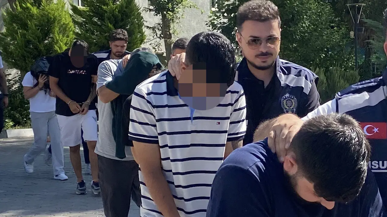 Samsun merkezli 4 ilde dolandiricilik operasyonu 7 gozalti RqJPl8s7